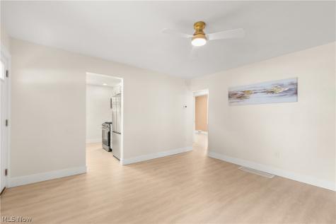 399 Olive Street Elyria OH 44035
