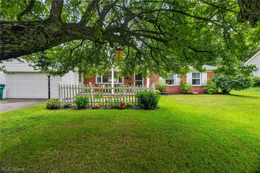 13091 Longwood Avenue Burton OH 44021