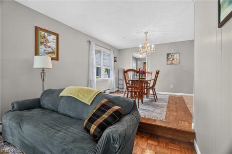 13091 Longwood Avenue Burton OH 44021