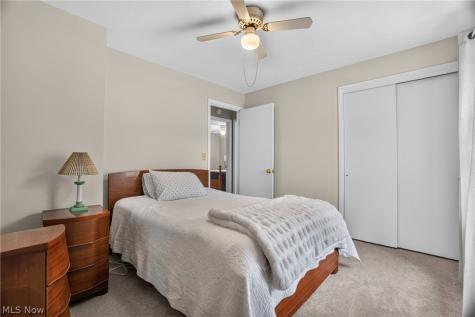 13091 Longwood Avenue Burton OH 44021
