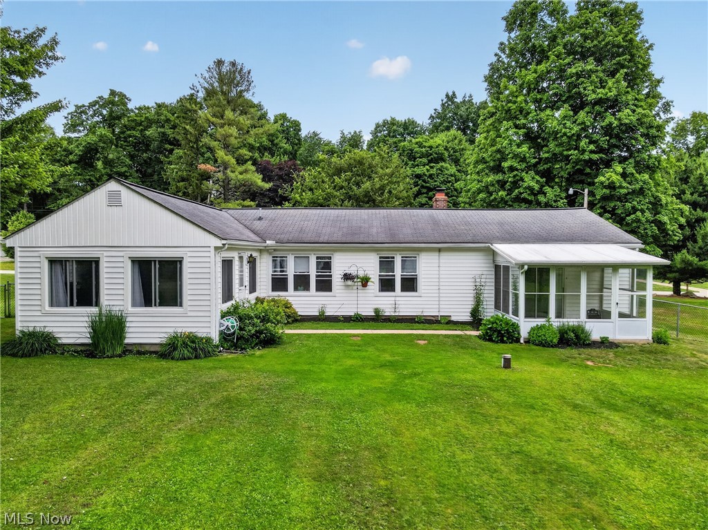 13091 Longwood Avenue Burton OH 44021