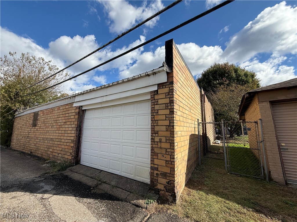 211 N 3rd Street Toronto OH 43964