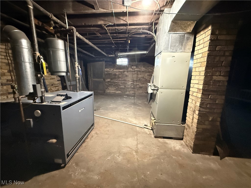 211 N 3rd Street Toronto OH 43964