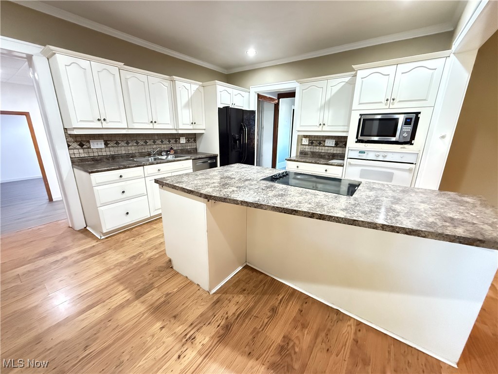 211 N 3rd Street Toronto OH 43964