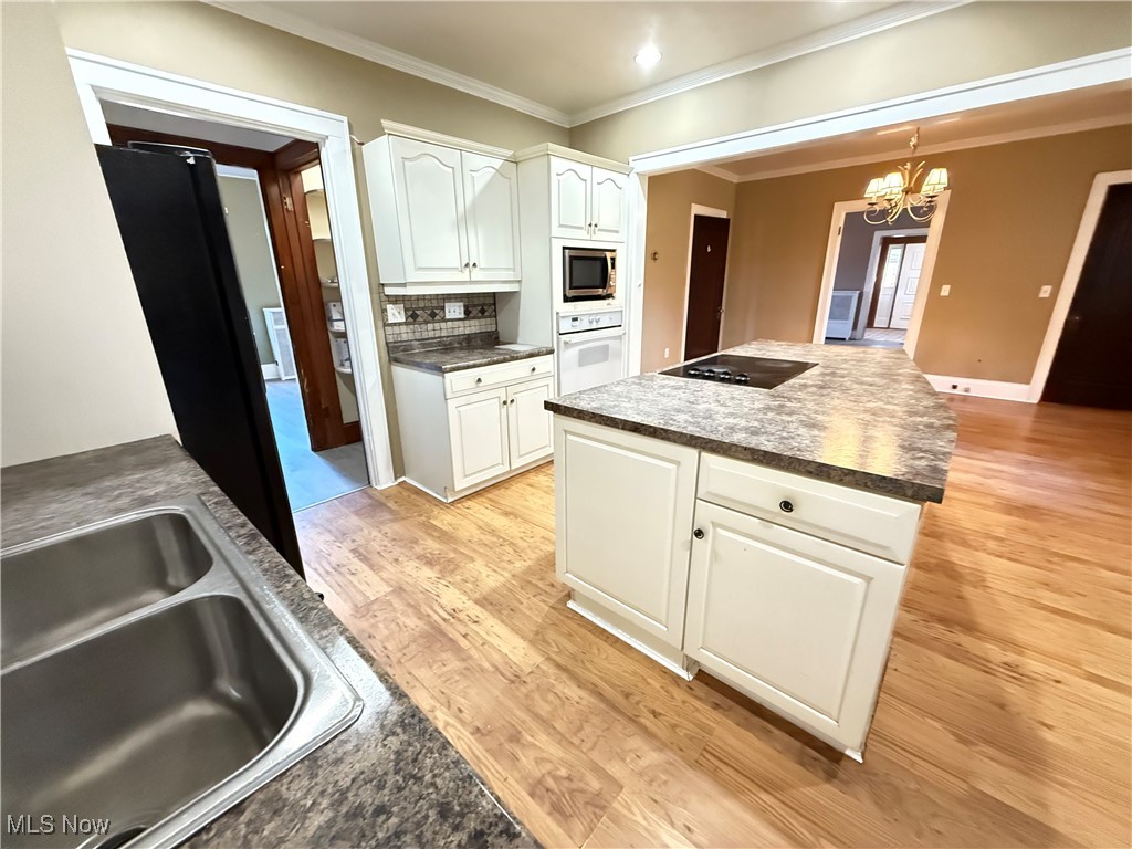 211 N 3rd Street Toronto OH 43964