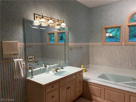 1556 Eden Drive Wooster OH 44691