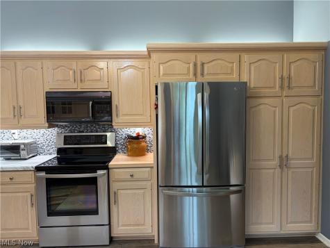 1556 Eden Drive Wooster OH 44691