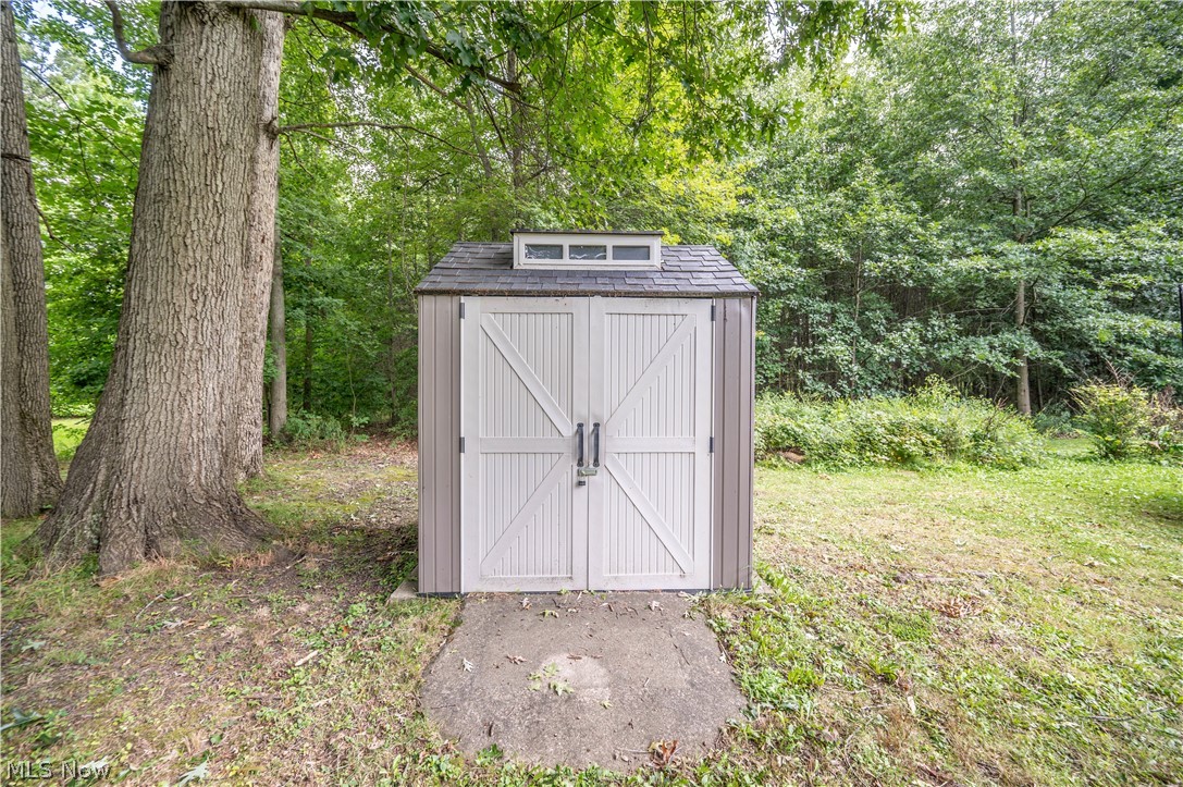 18018 Hillcrest Drive Lake Milton OH 44429