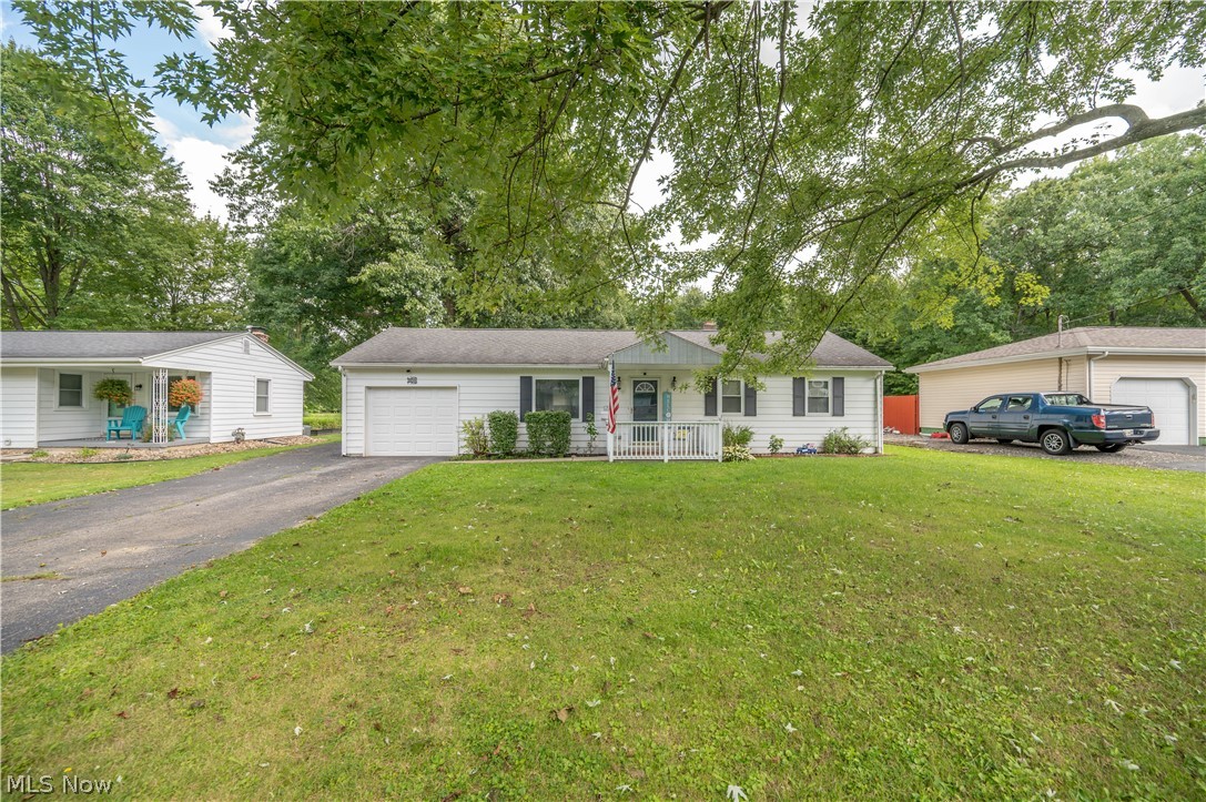 18018 Hillcrest Drive Lake Milton OH 44429