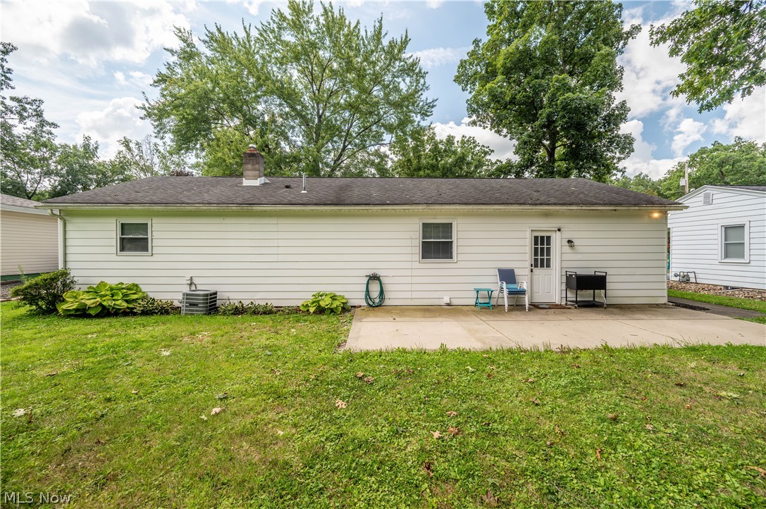 18018 Hillcrest Drive Lake Milton OH 44429