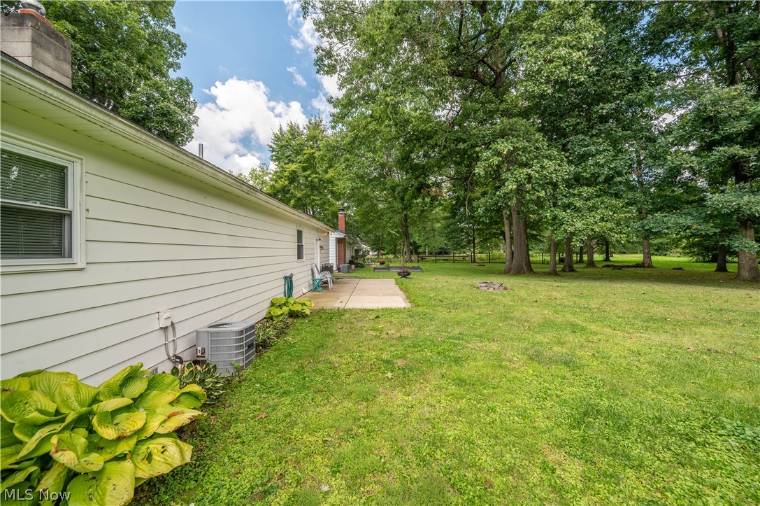 18018 Hillcrest Drive Lake Milton OH 44429