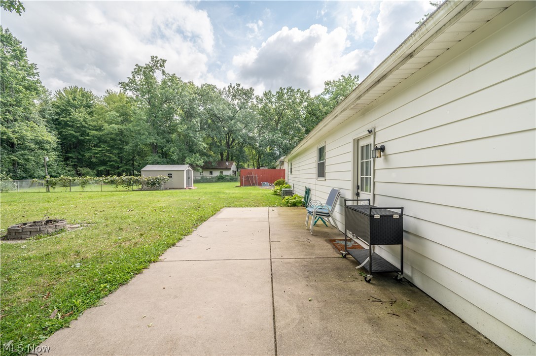 18018 Hillcrest Drive Lake Milton OH 44429