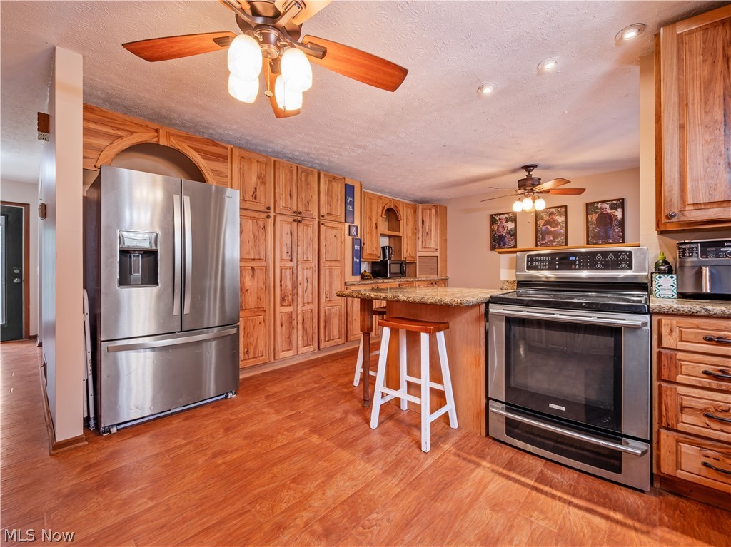 17116 County Road 298 Coshocton OH 43812