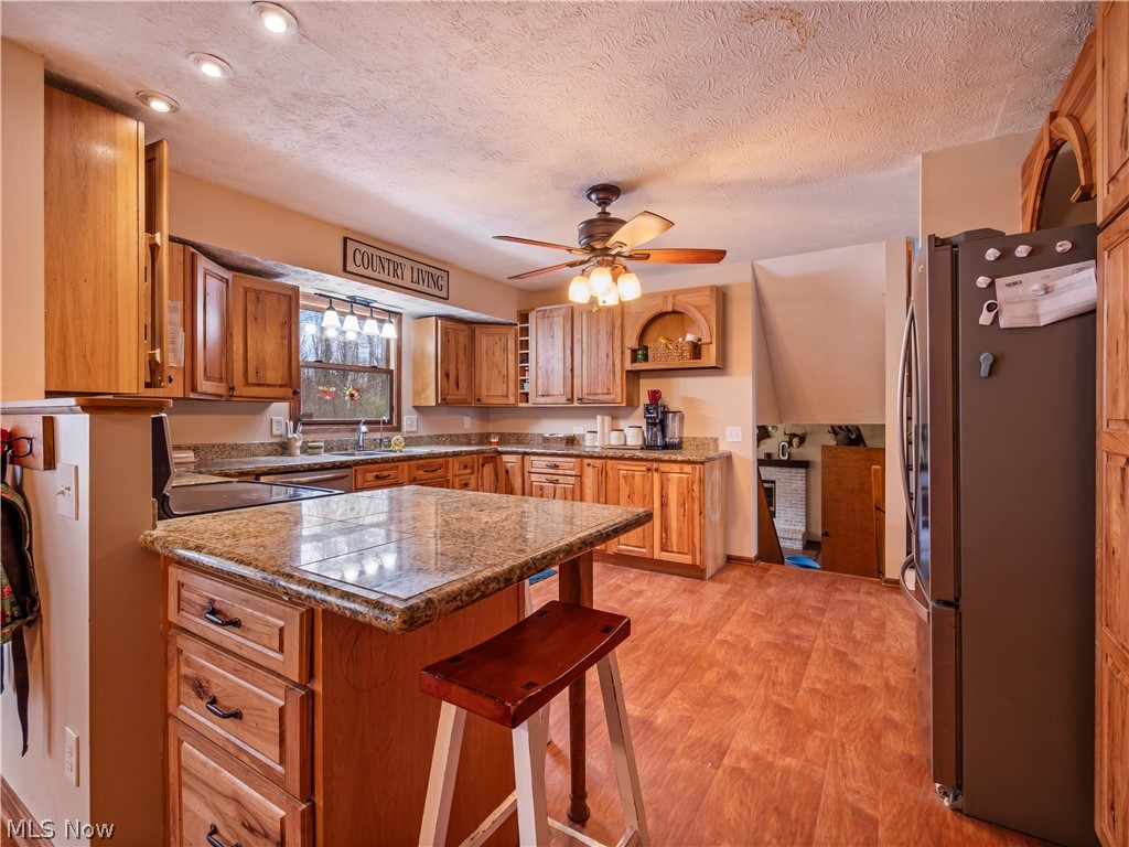 17116 County Road 298 Coshocton OH 43812