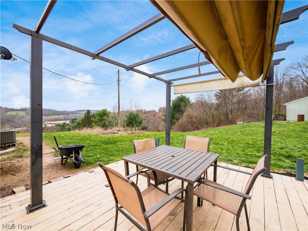 17116 County Road 298 Coshocton OH 43812