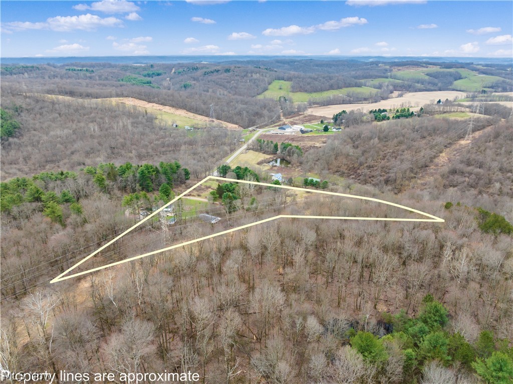 17116 County Road 298 Coshocton OH 43812
