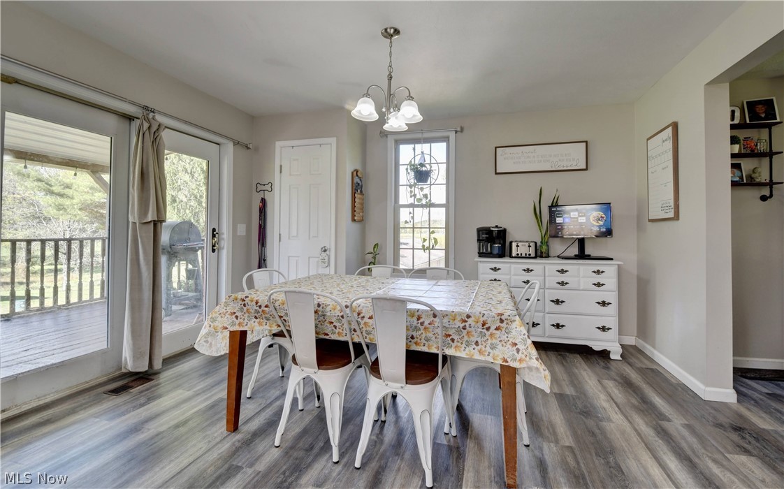 3726 Eastport Road SE Dennison OH 44621