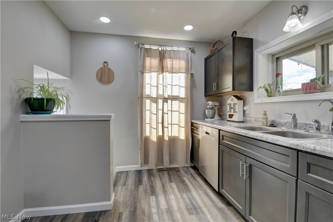3726 Eastport Road SE Dennison OH 44621