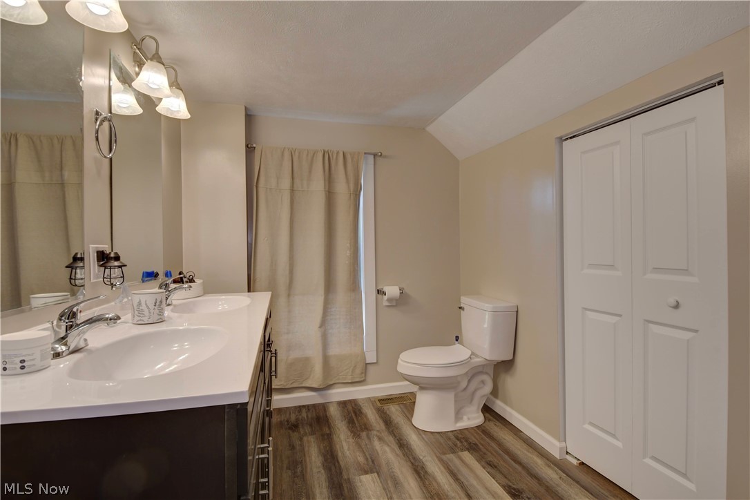3726 Eastport Road SE Dennison OH 44621