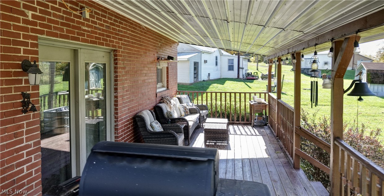 3726 Eastport Road SE Dennison OH 44621