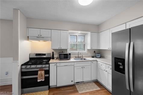 1371 Sorin Avenue Akron OH 44310