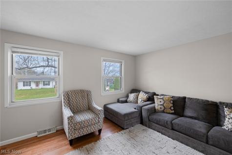 1371 Sorin Avenue Akron OH 44310