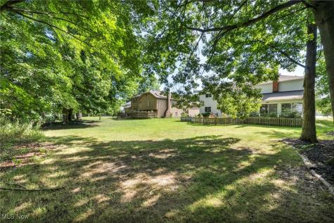 3844 Woodpath Trail Westlake OH 44145