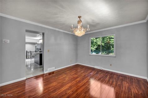 3844 Woodpath Trail Westlake OH 44145