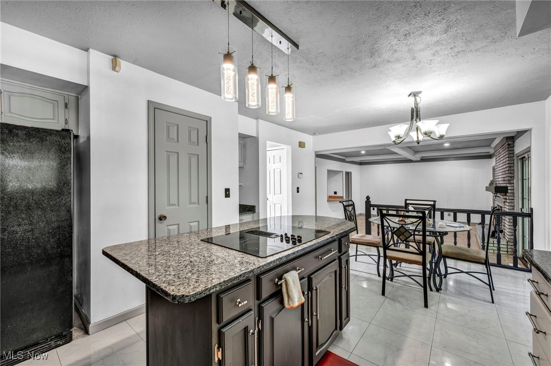 3844 Woodpath Trail Westlake OH 44145