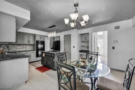 3844 Woodpath Trail Westlake OH 44145