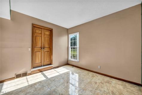 3844 Woodpath Trail Westlake OH 44145
