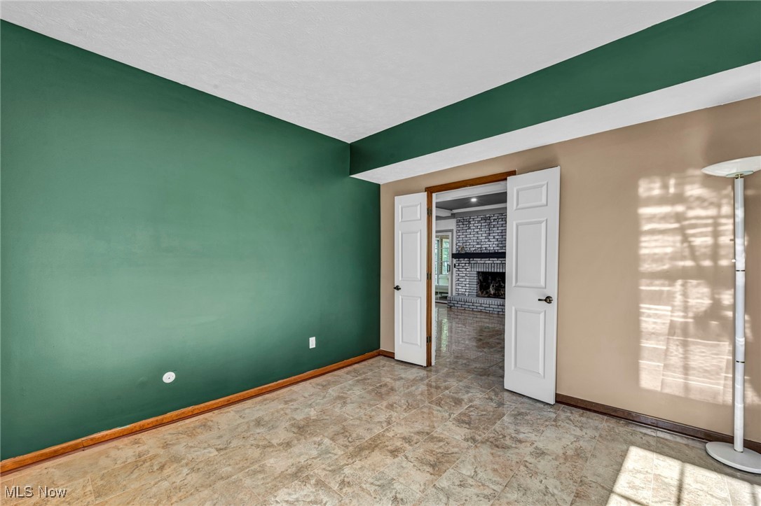 3844 Woodpath Trail Westlake OH 44145