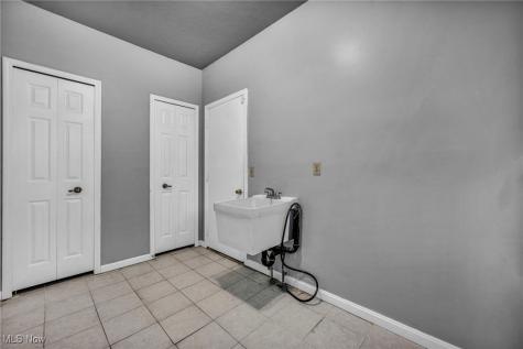 3844 Woodpath Trail Westlake OH 44145