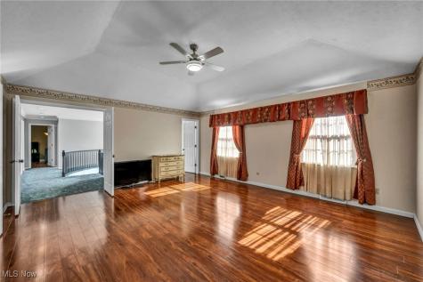 3844 Woodpath Trail Westlake OH 44145