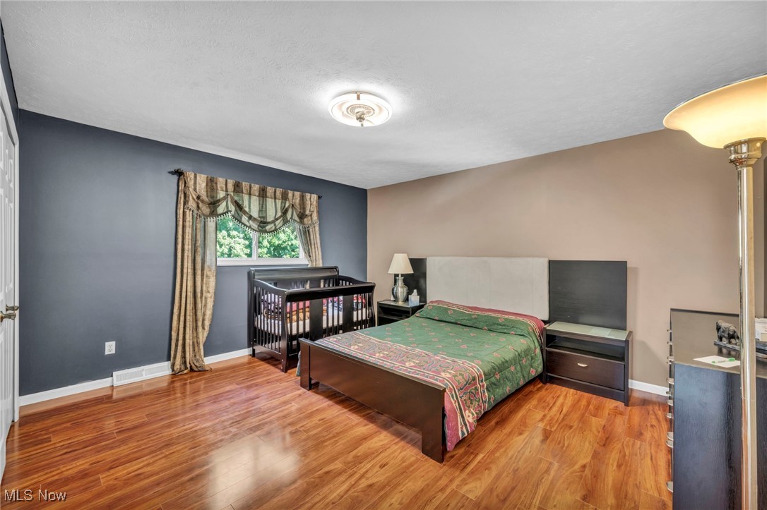 3844 Woodpath Trail Westlake OH 44145