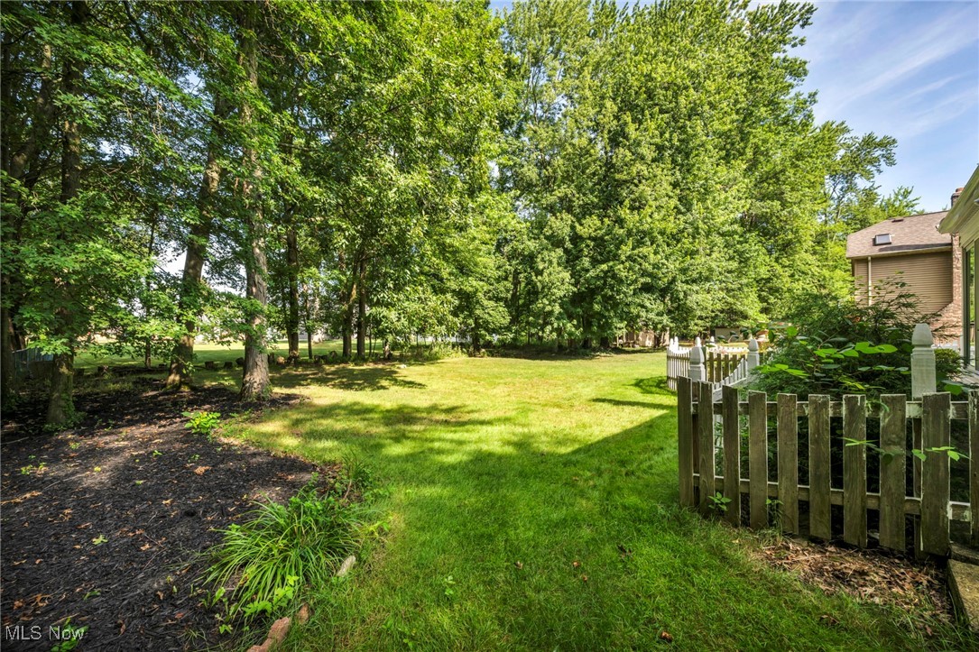 3844 Woodpath Trail Westlake OH 44145