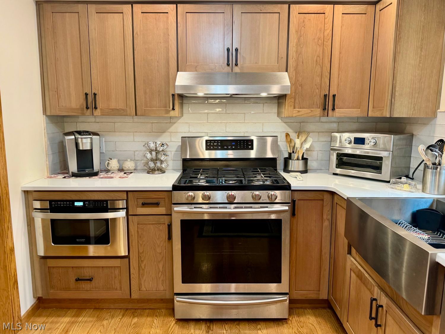 132 Hillcrest Lane Elyria OH 44035