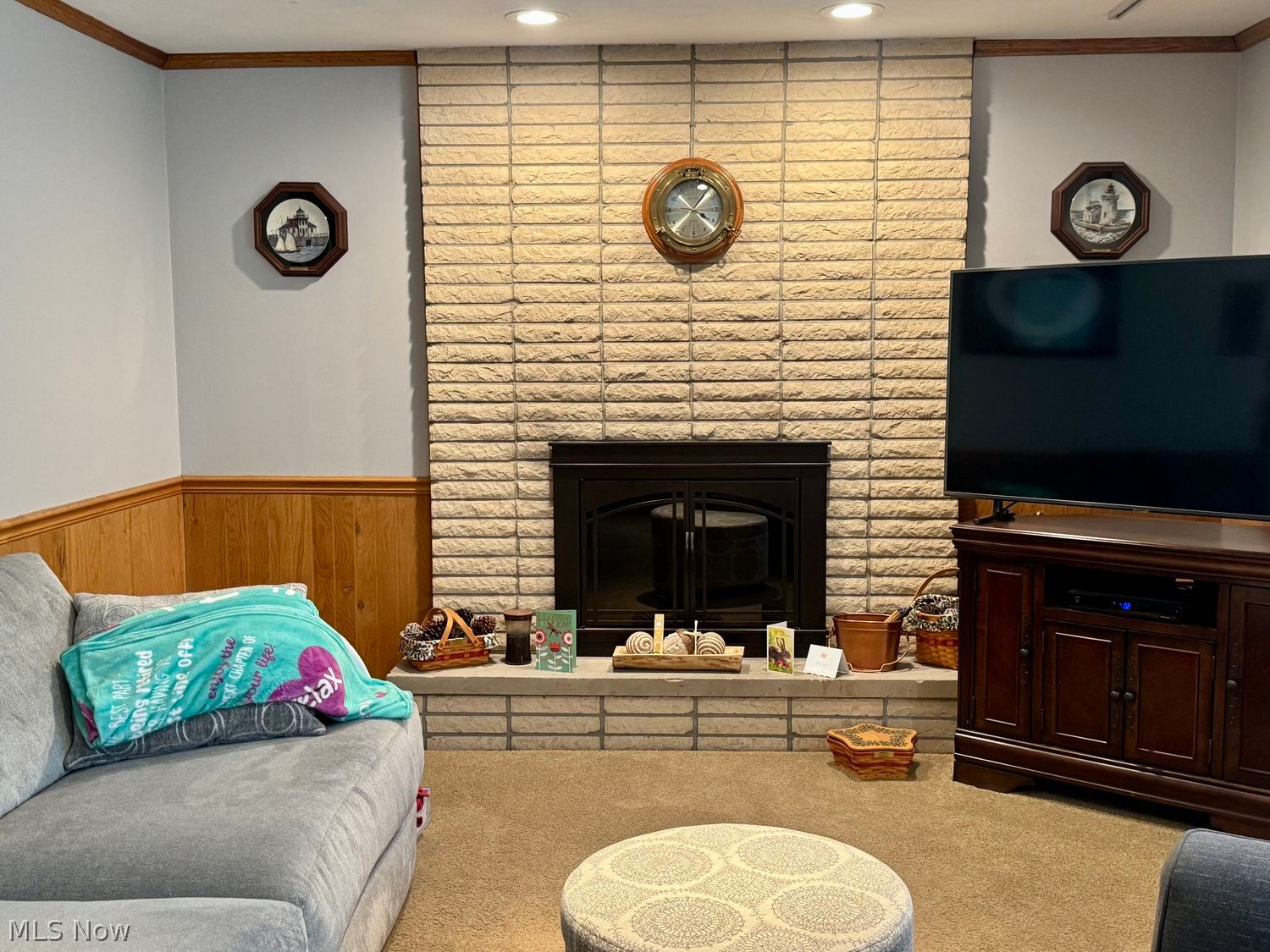 132 Hillcrest Lane Elyria OH 44035