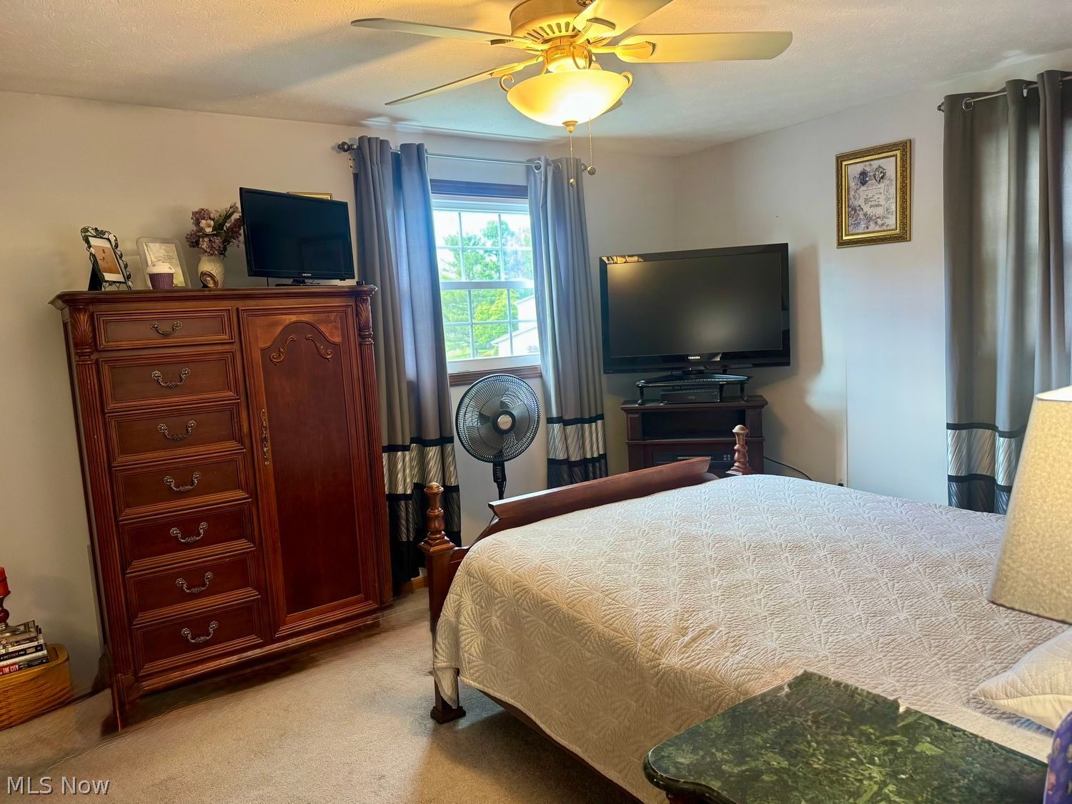 132 Hillcrest Lane Elyria OH 44035