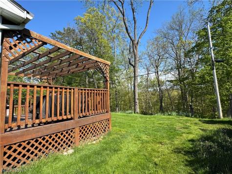 132 Hillcrest Lane Elyria OH 44035