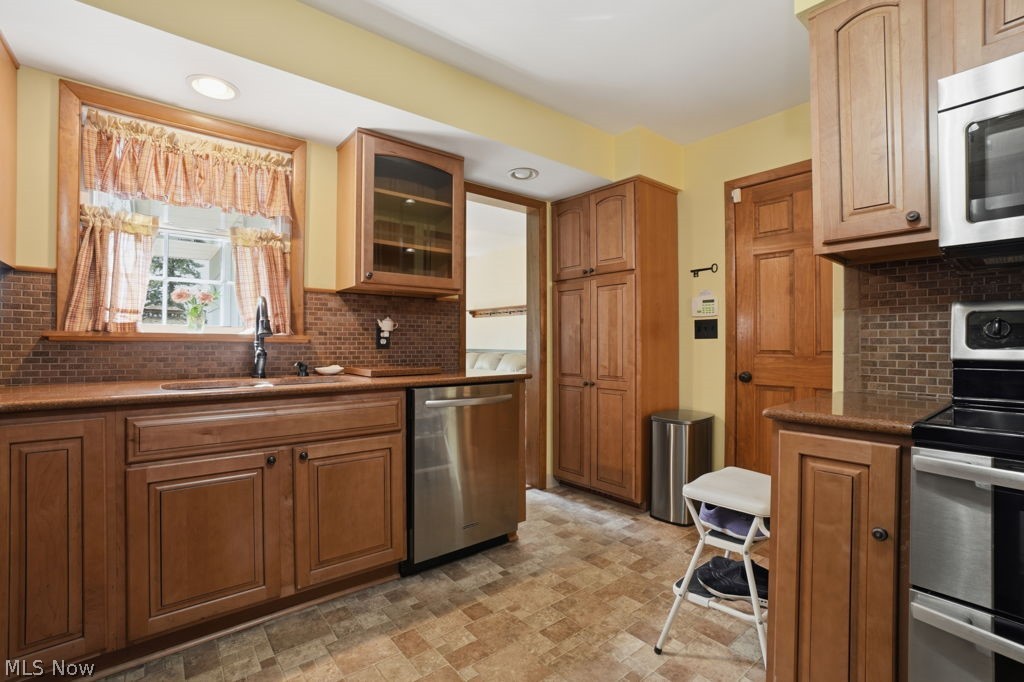 3211 Ridgewood Avenue Ashtabula OH 44004