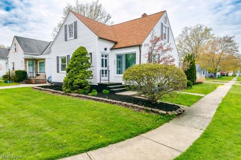 434 E 272nd Street Euclid OH 44132
