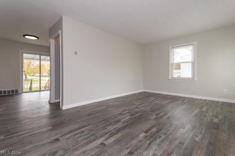 434 E 272nd Street Euclid OH 44132