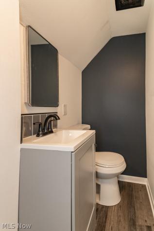 434 E 272nd Street Euclid OH 44132
