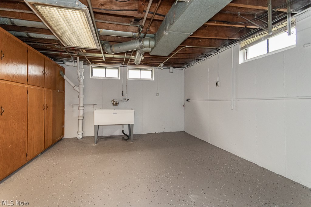 434 E 272nd Street Euclid OH 44132