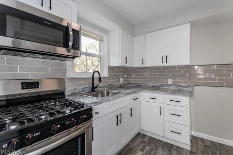 434 E 272nd Street Euclid OH 44132