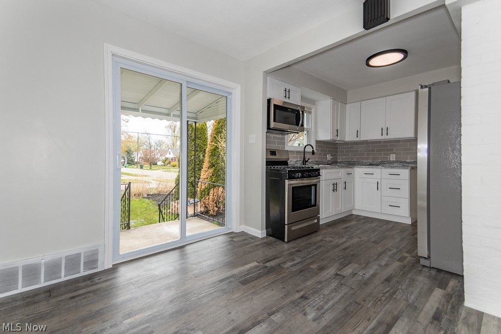 434 E 272nd Street Euclid OH 44132