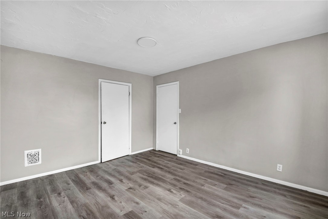 12811 Bartfield Avenue Cleveland OH 44108