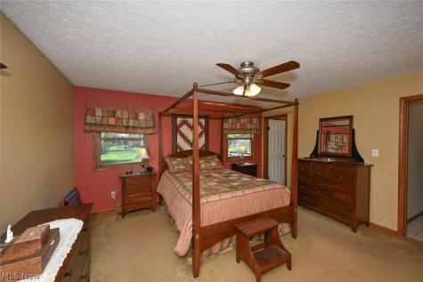 11040 Brookview Drive Brecksville OH 44141