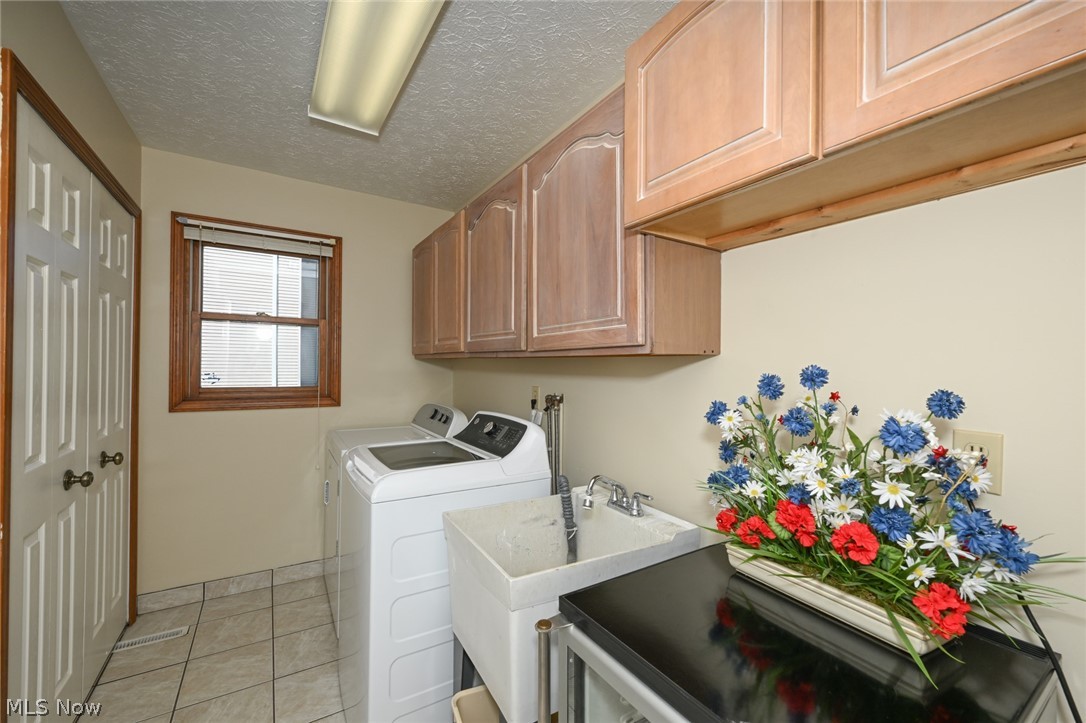11040 Brookview Drive Brecksville OH 44141